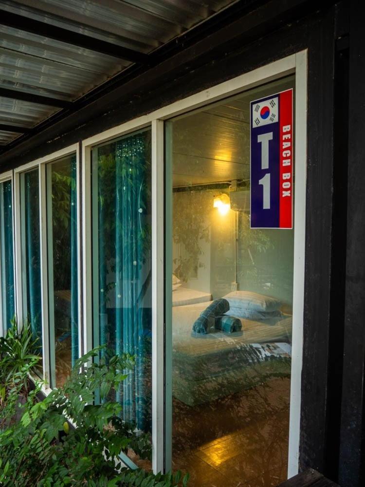 Beach Box Resort At Rimlay Rayong Exterior photo